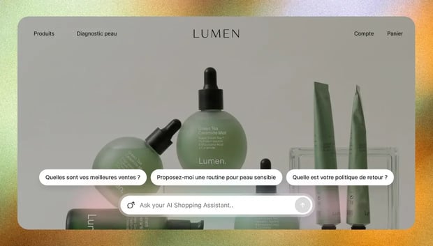 Barre de recherche IA flottante en bas d’une page produit, avec des questions suggérées